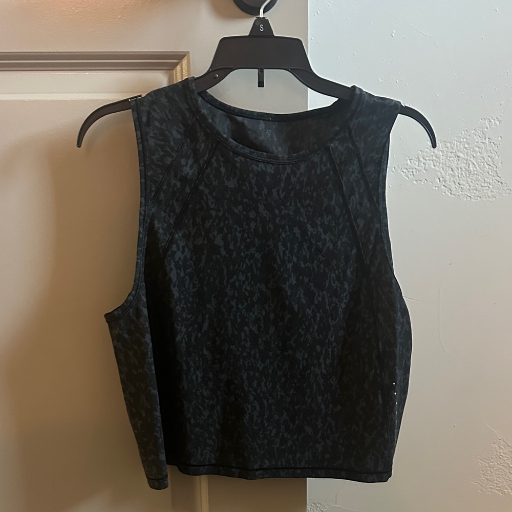 Lululemon Sculpt Cropped Tank Top in Leopard Camo